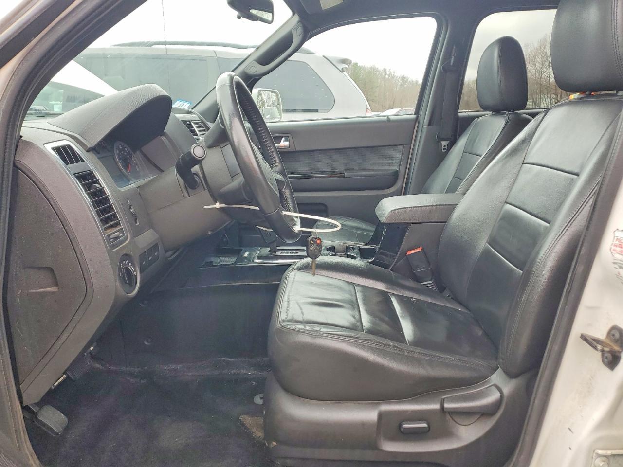 2011 Ford Escape Limited - Image 7