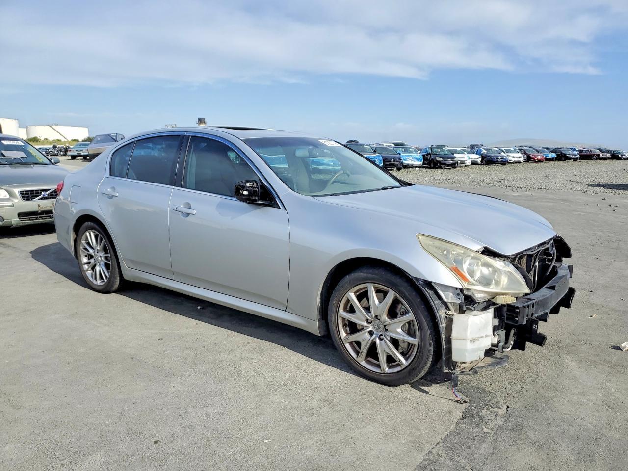2010 Infiniti G37 - Image 4