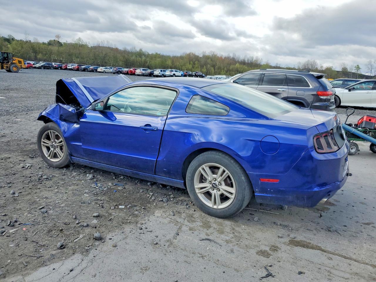 2014 Ford Mustang - Image 2