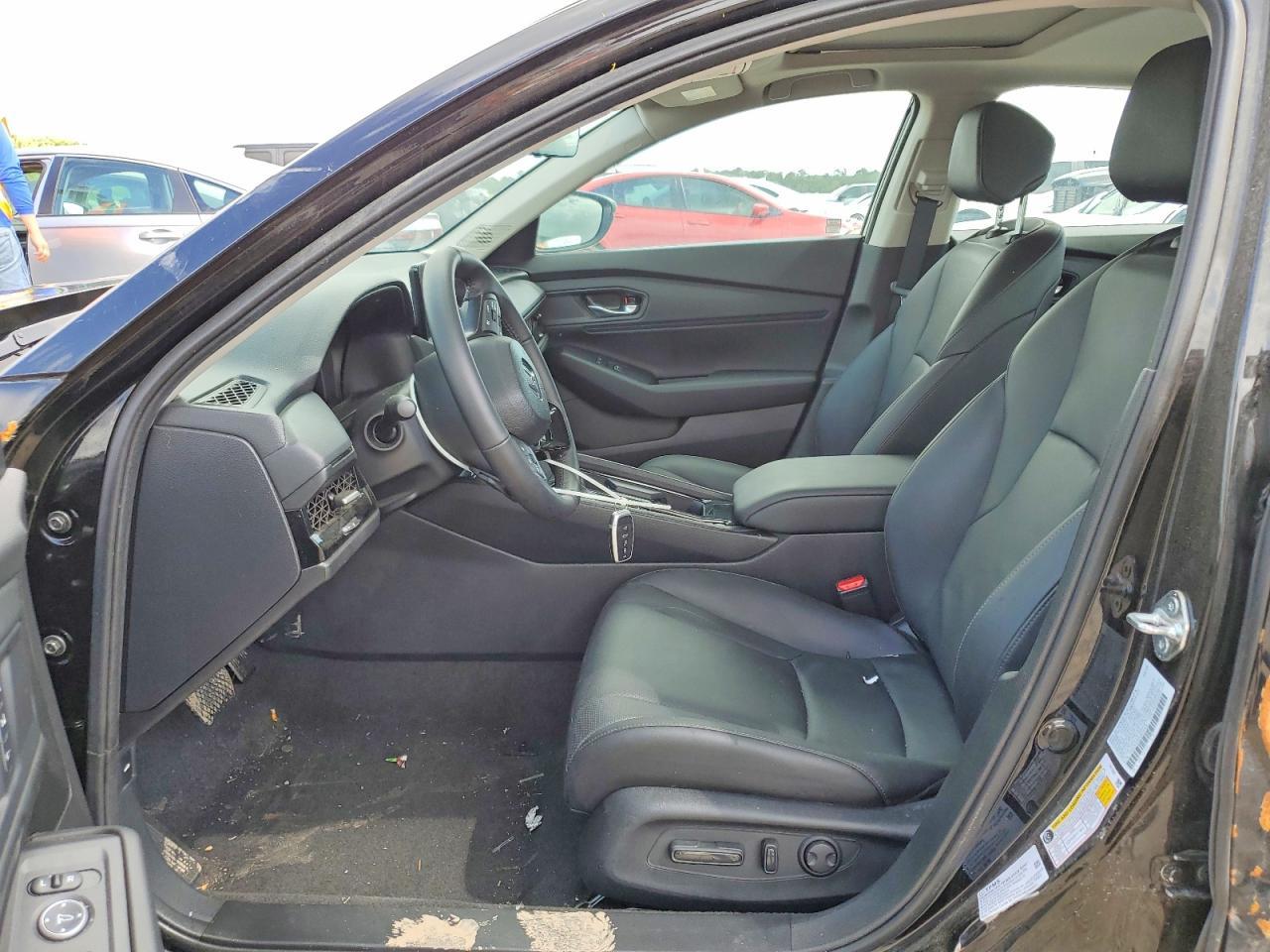 2025 Honda Accord Hybrid Exl - Image 7