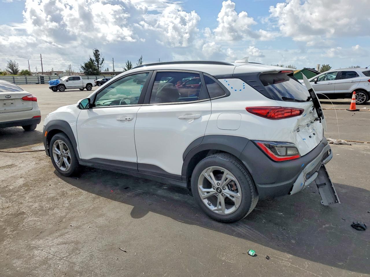 2023 Hyundai Kona Sel - Фото 2