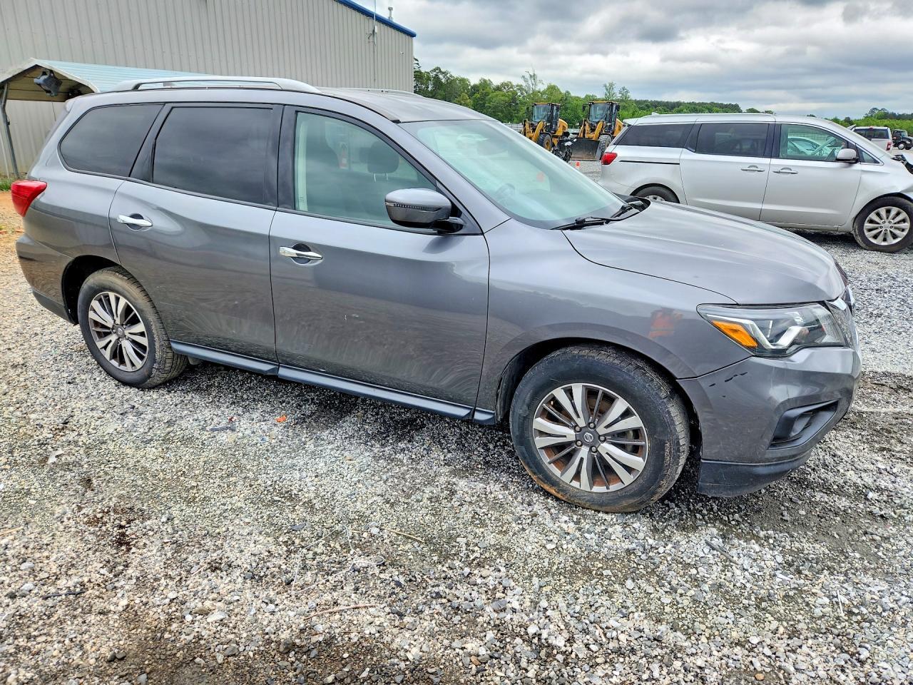 2019 Nissan Pathfinder Sv - Фото 4