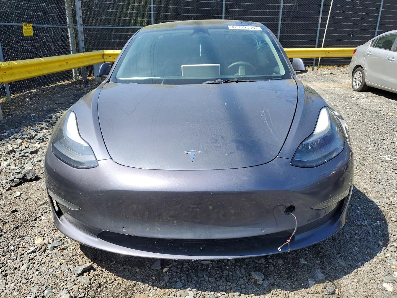 2022 Tesla Model 3 - Фото 5