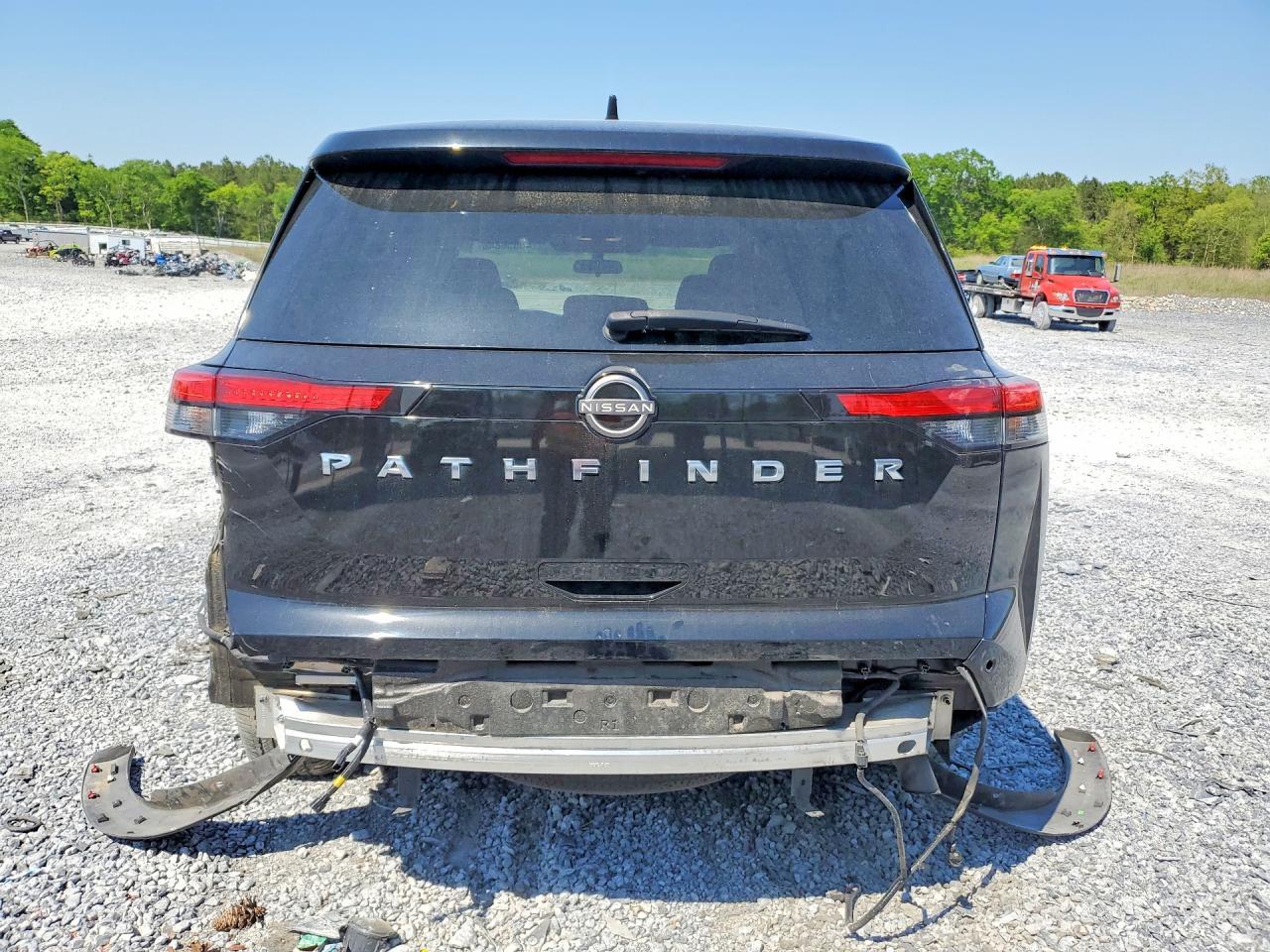 2022 Nissan Pathfinder S - Фото 6