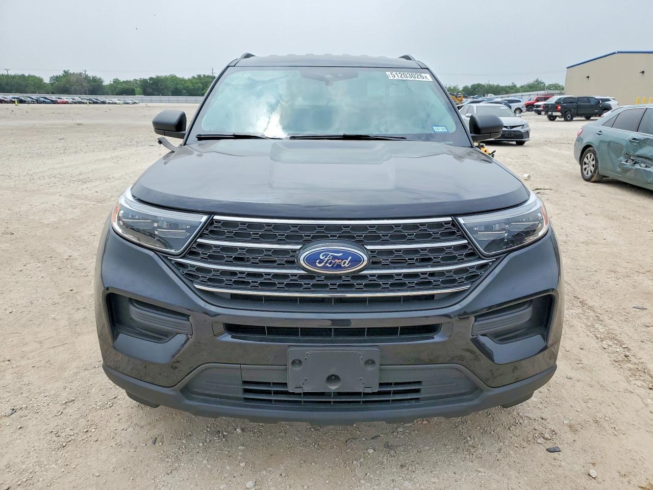 2024 Ford Explorer Xlt - Image 5