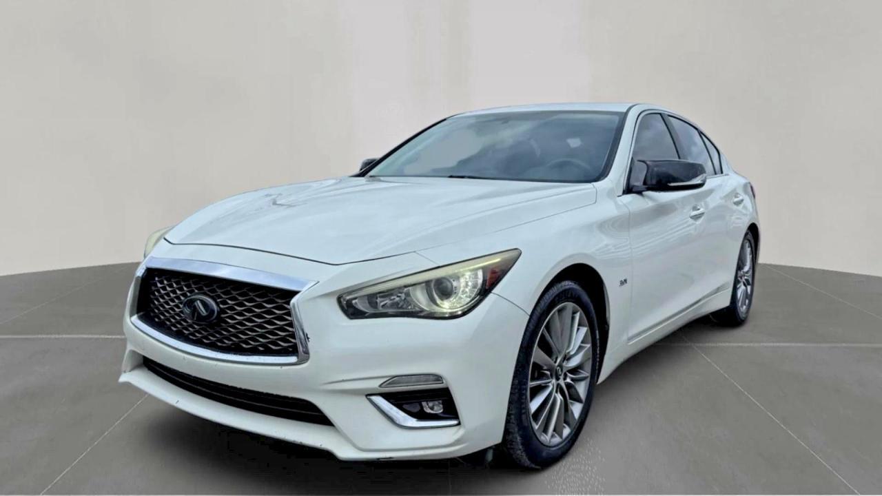 2018 Infiniti Q50 3.0T Luxe - Фото 2