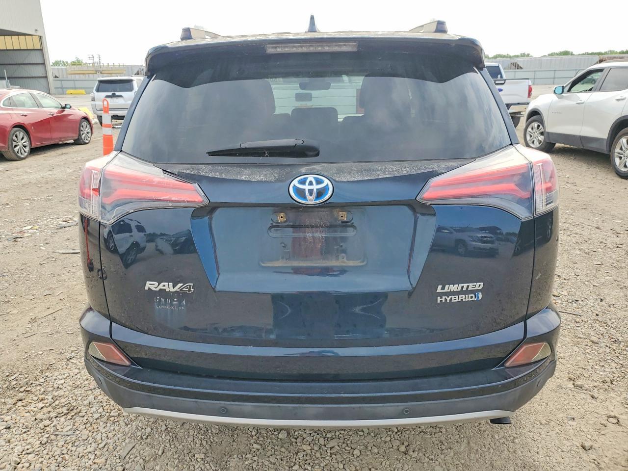 2017 Toyota Rav4 Hv Limited - Image 6