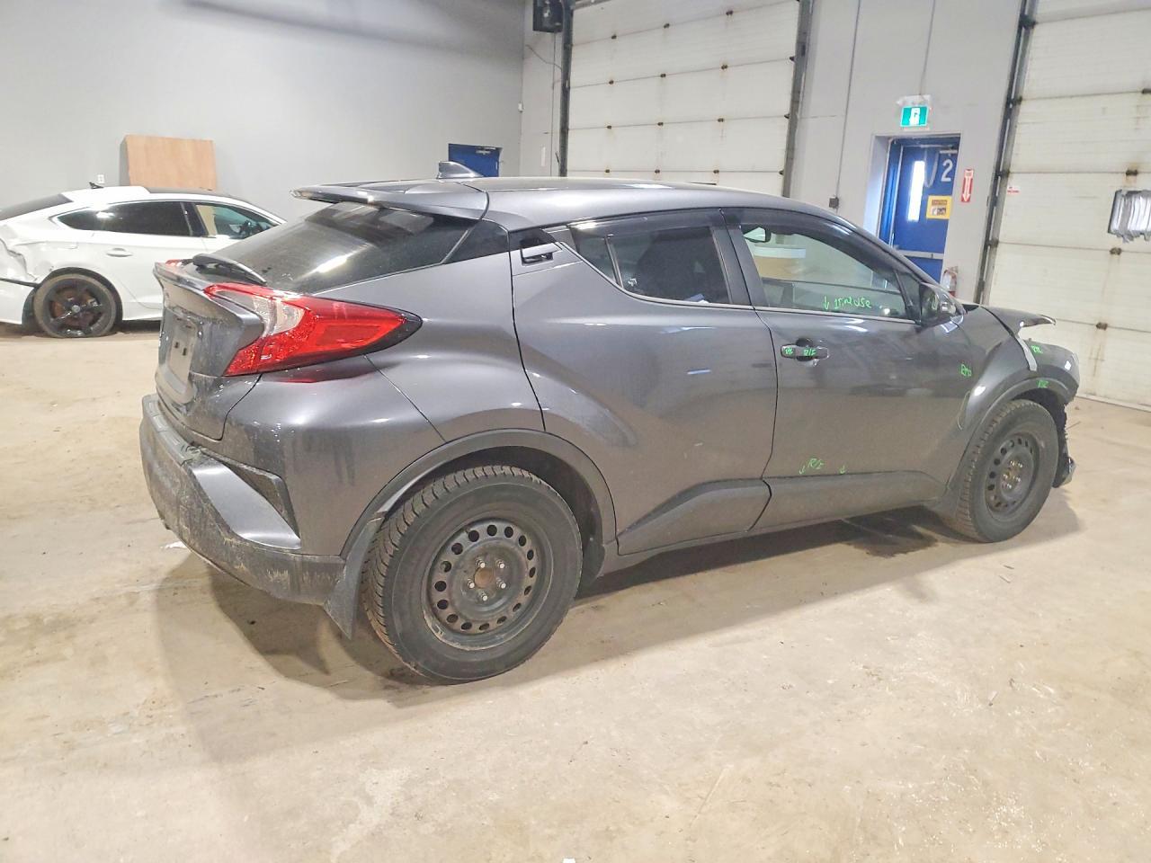 2018 Toyota C-Hr Xle - Image 3