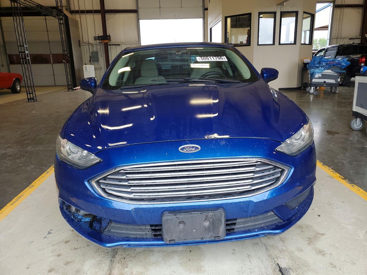 2017 Ford Fusion S - Фото 5