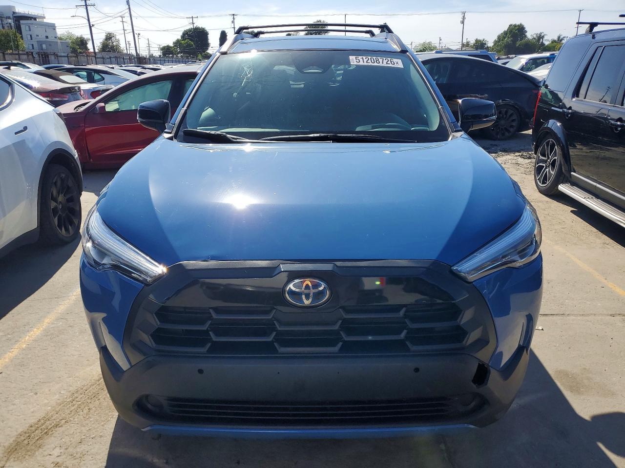 2026 Toyota Corolla Cross Le - Фото 5