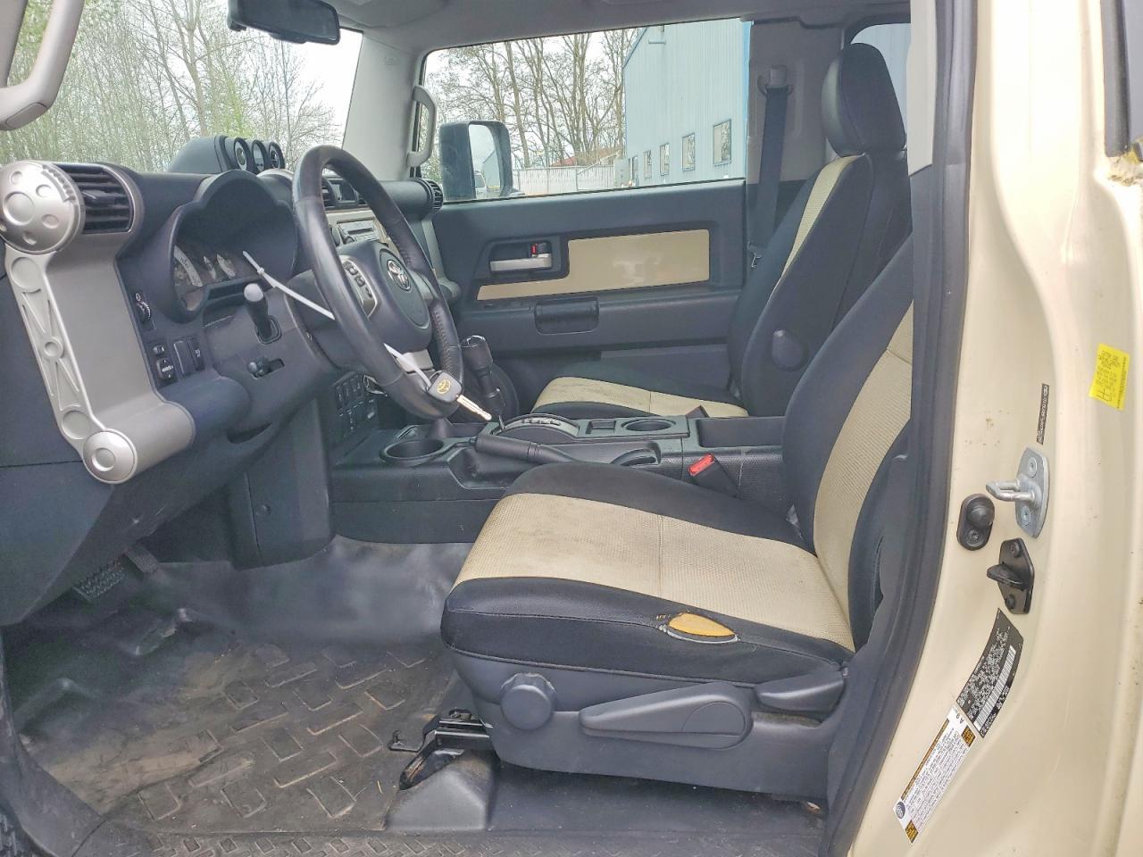 2010 Toyota Fj Cruiser Base - Image 7