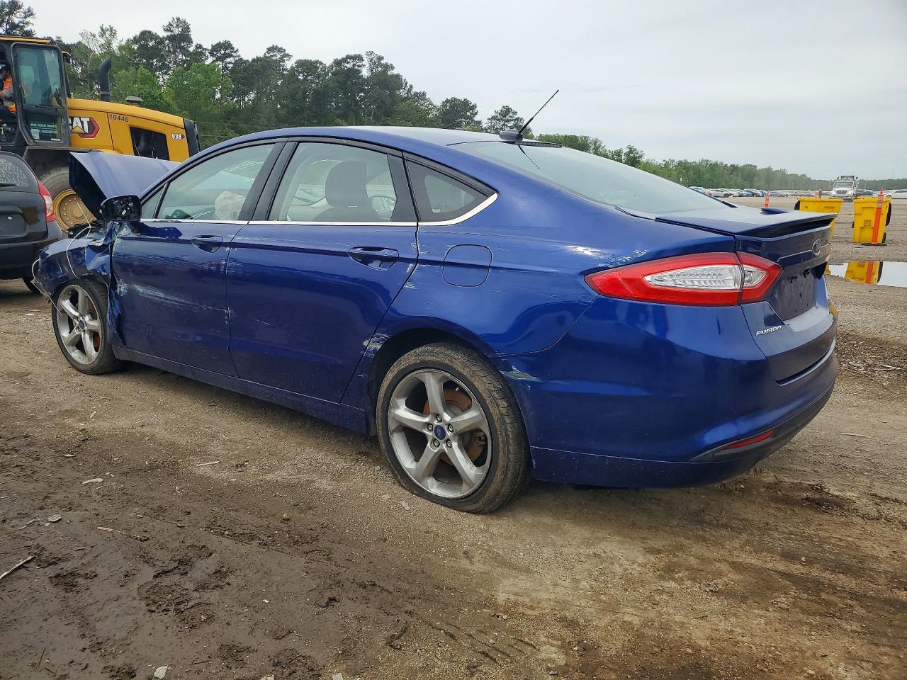 2015 Ford Fusion Se - Image 2
