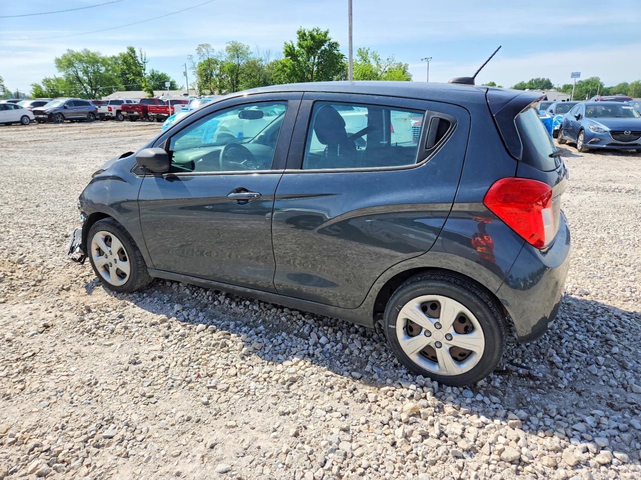 2019 Chevrolet Spark Ls - Фото 2
