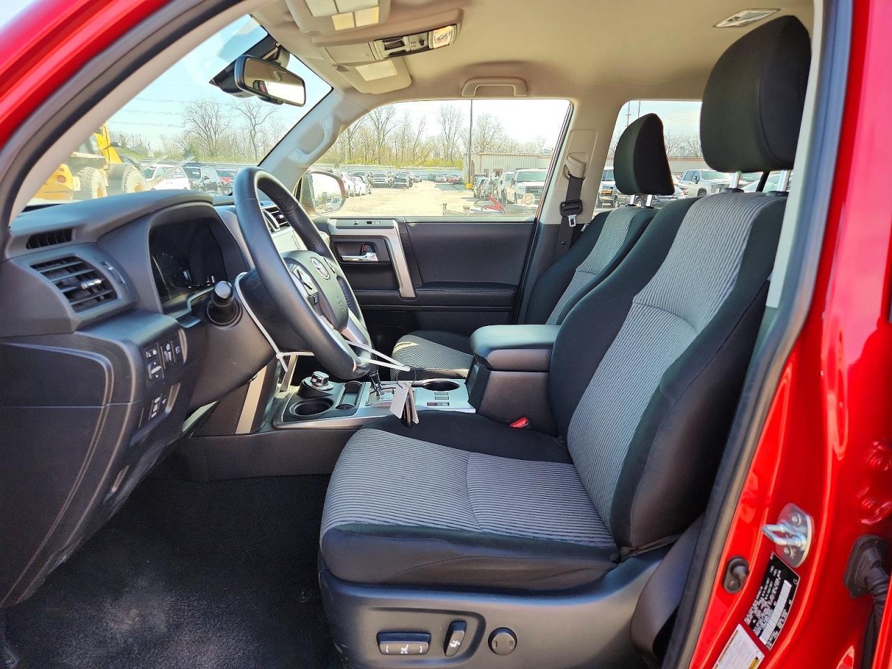 2024 Toyota 4Runner Sr5 - Фото 7