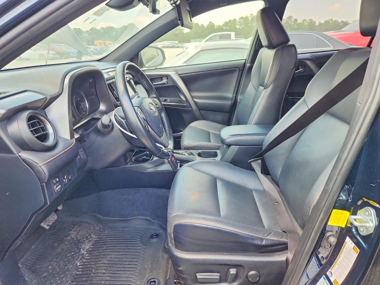 2017 Toyota Rav4 - Фото 7