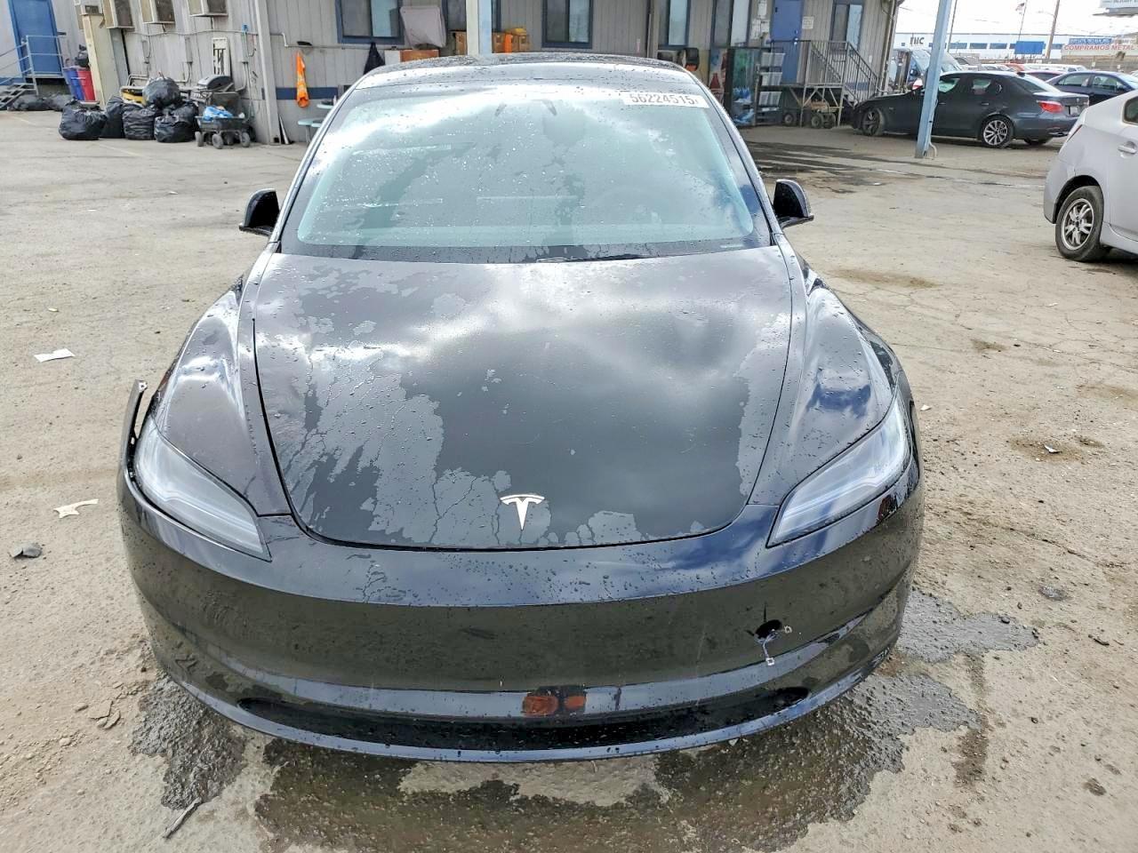 2024 Tesla Model 3 - Фото 5
