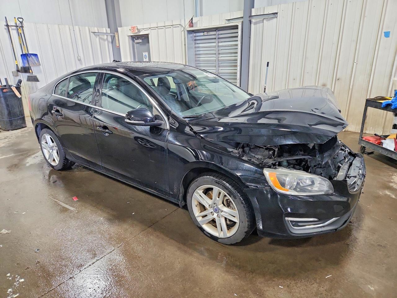 2015 Volvo S60 Premier - Image 4