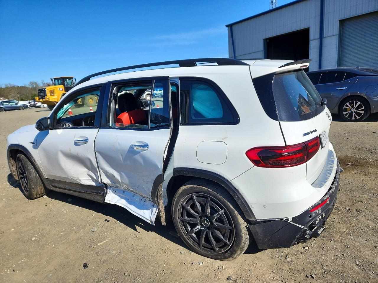 2026 Mercedes-Benz Glb Amg 35 4Matic - Фото 2