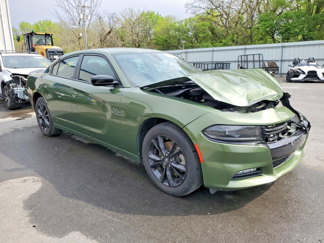 2022 Dodge Charger Sxt - Фото 4