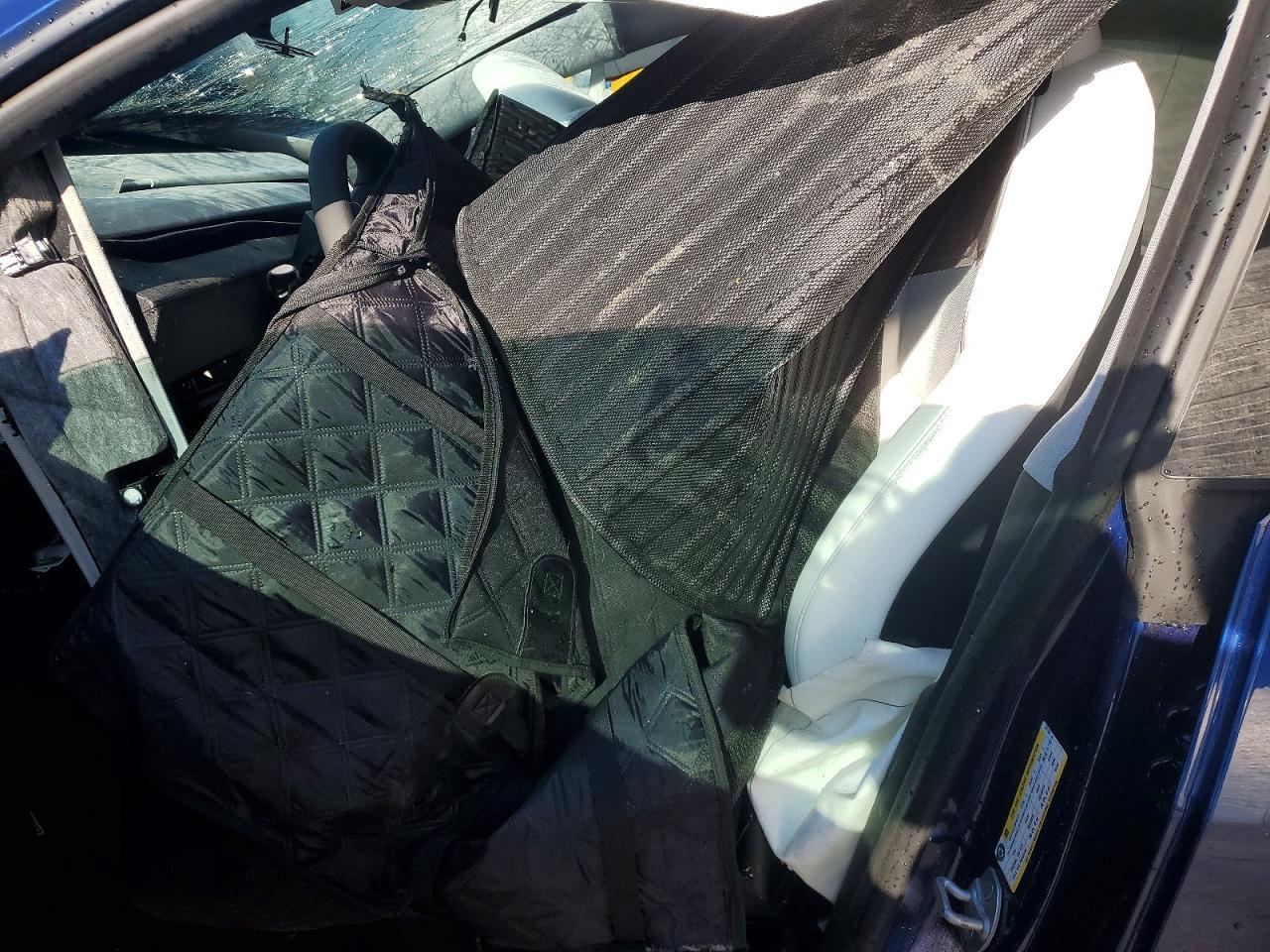 2026 Tesla Model Y - Image 7