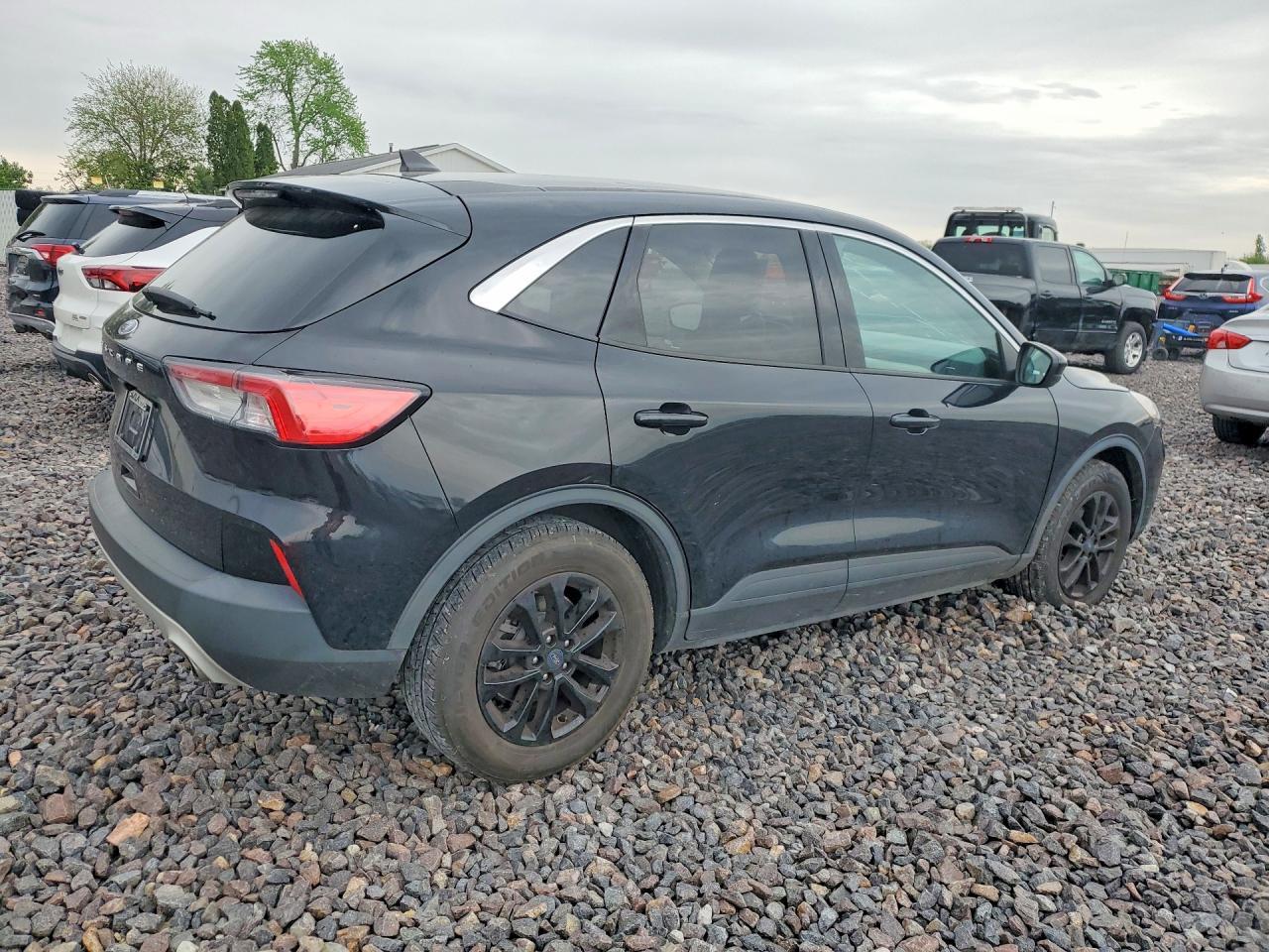 2021 Ford Escape Se - Фото 3