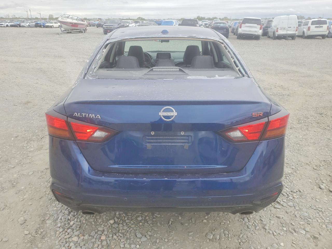 2023 Nissan Altima - Фото 6