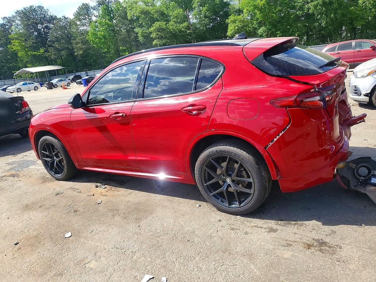 2021 Alfa Romeo Stelvio Ti - Фото 3