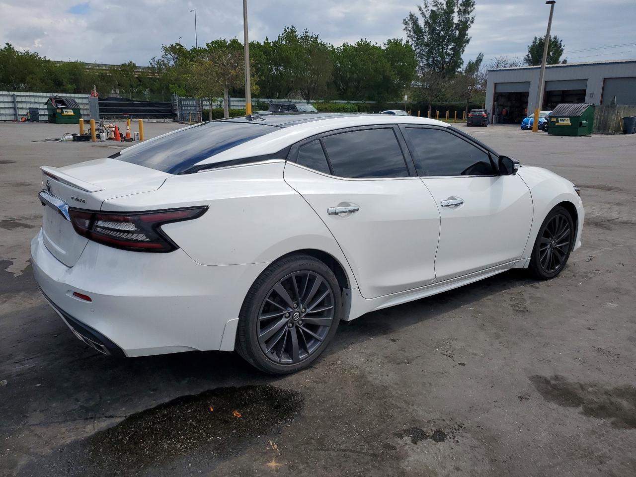 2020 Nissan Maxima Platinum - Image 3