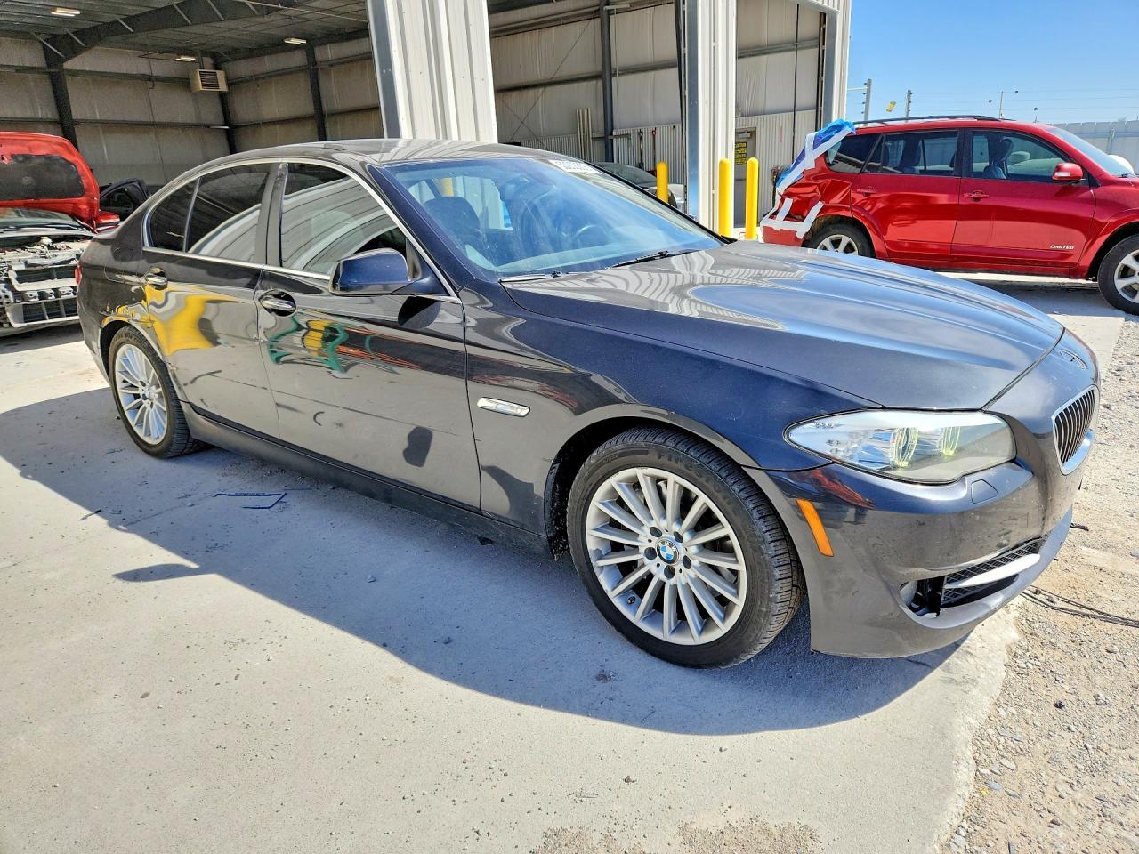 2013 BMW 535 Xi - Фото 4