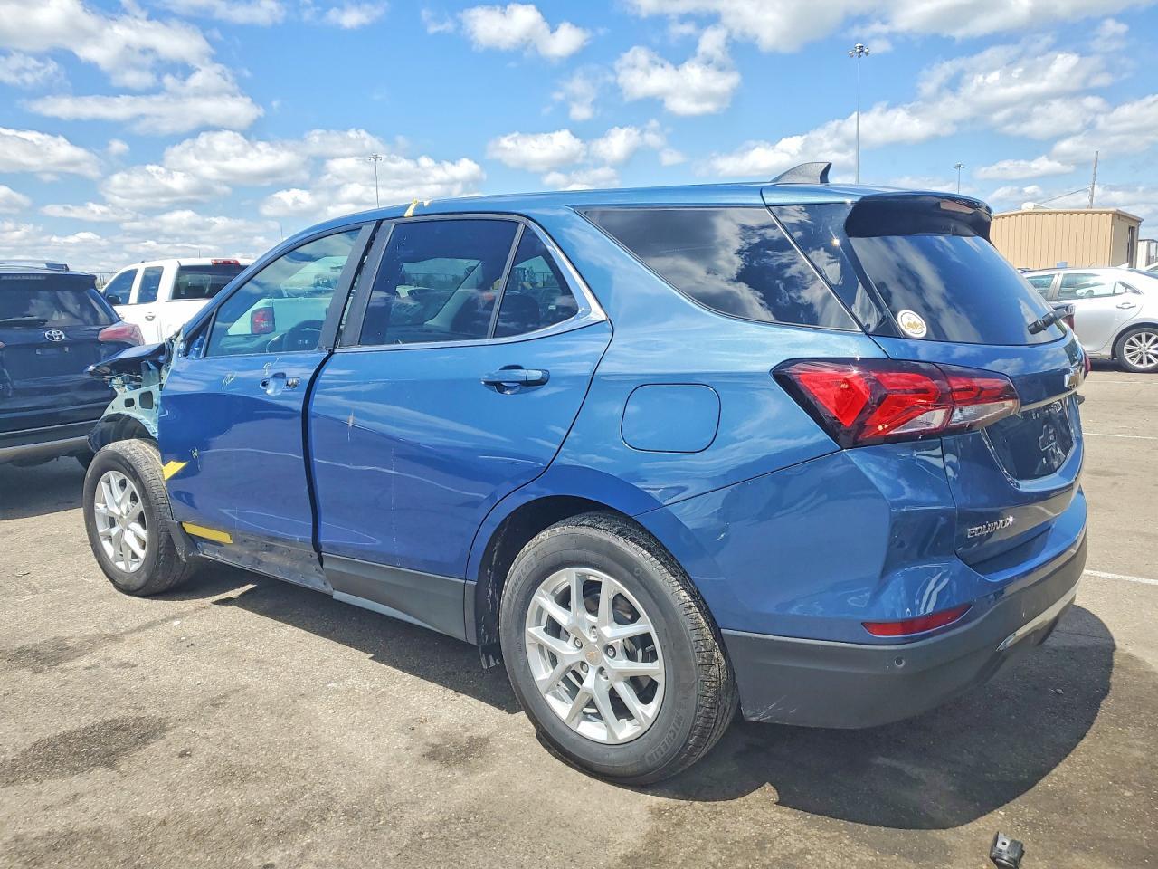 2024 Chevrolet Equinox Lt - Фото 2