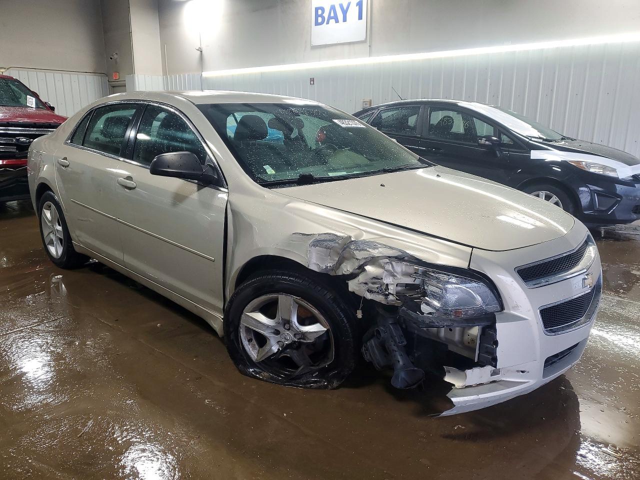 2012 Chevrolet Malibu Ls - Фото 4