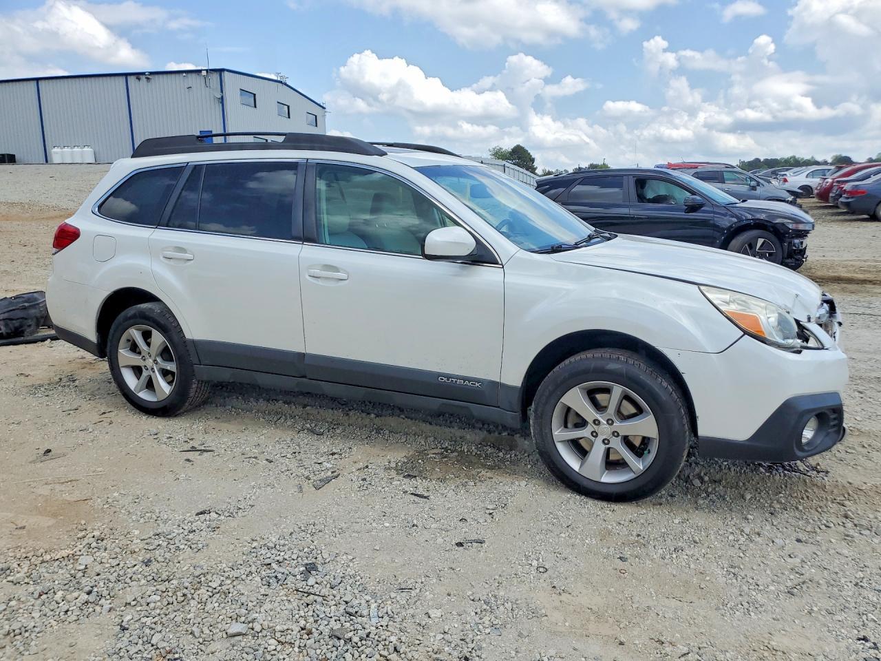 2013 Subaru Outback 3.6R Limited - Фото 4