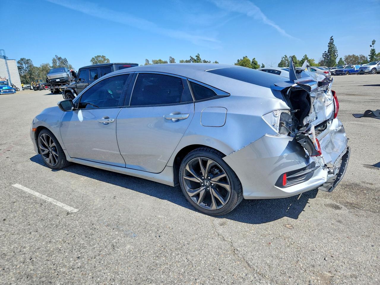 2021 Honda Civic Sport - Фото 2