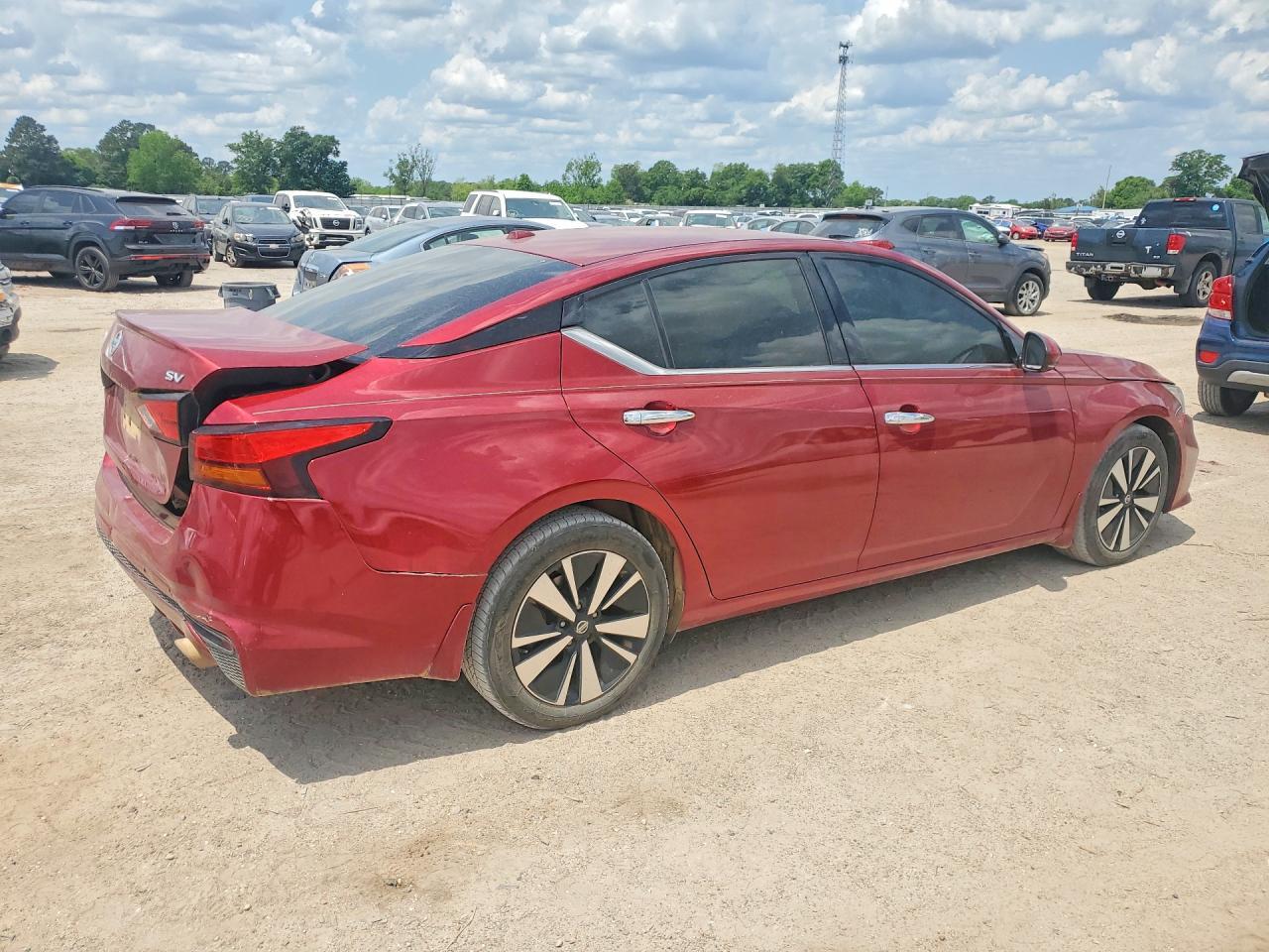 2019 Nissan Altima Sv - Image 3