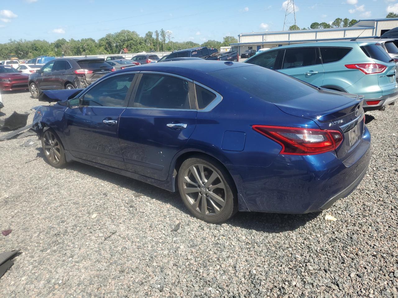 2018 Nissan Altima 2.5 Sr - Фото 2