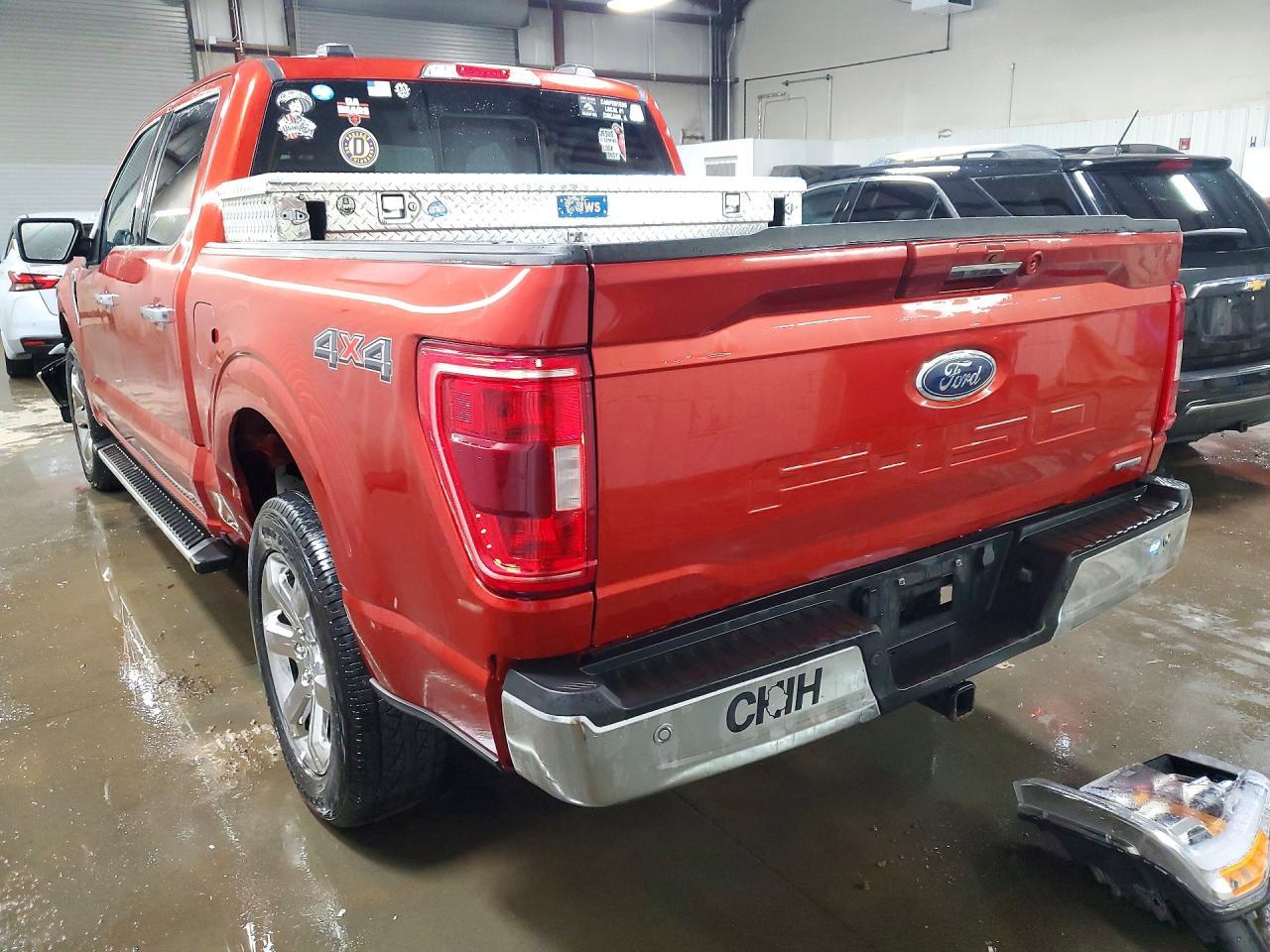 2023 Ford F150 Supercrew - Фото 2