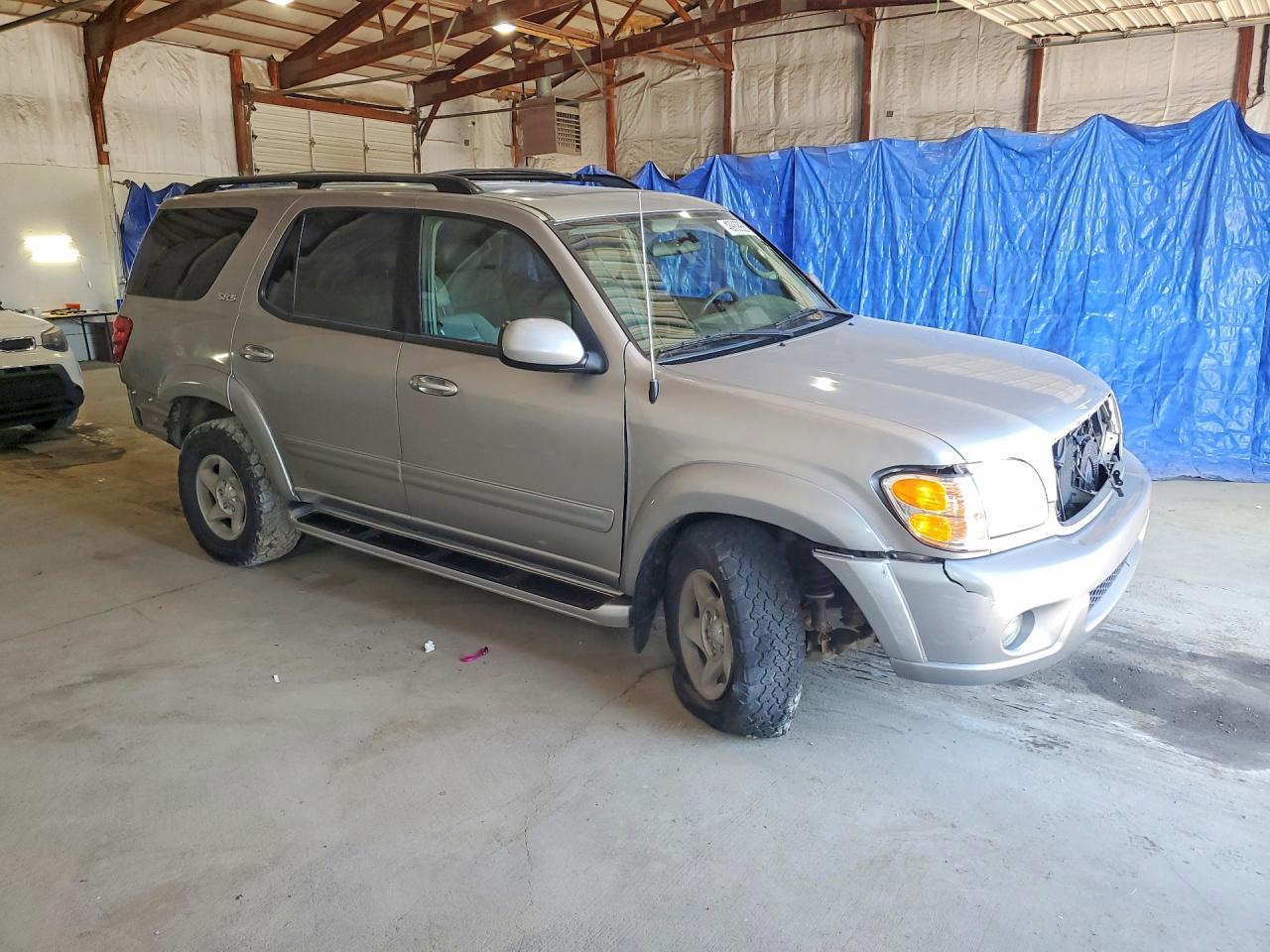 2002 Toyota Sequoia Sr5 - Image 4