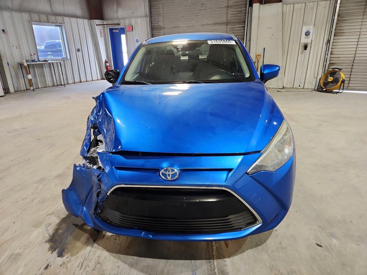 2017 Toyota Yaris Ia Base - Фото 5