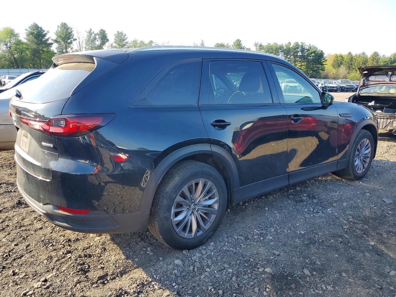 2024 Mazda Cx-90 Preferred - Image 3