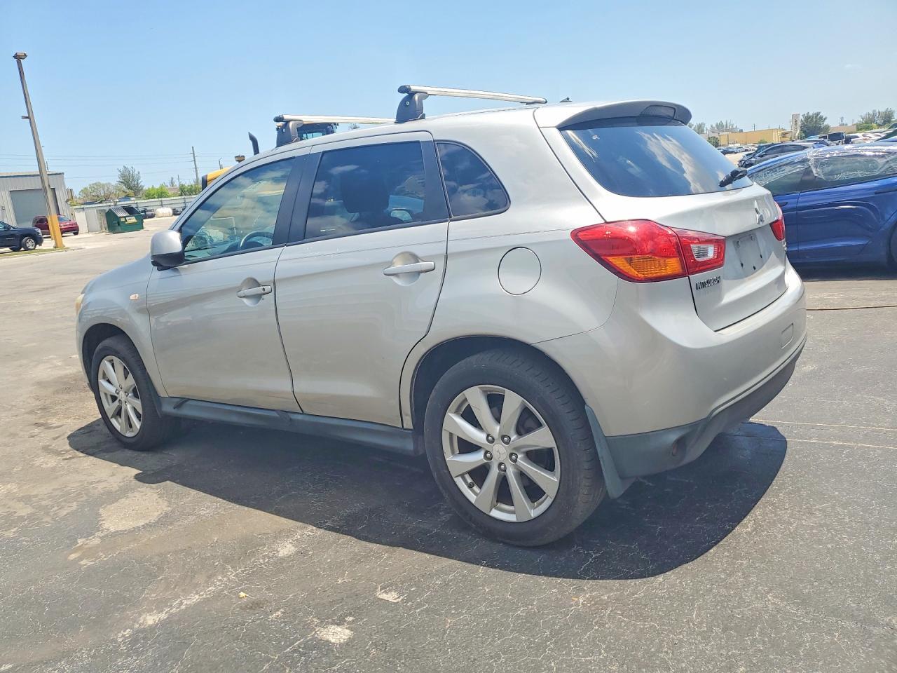2014 Mitsubishi Outlander Sport Es - Фото 2