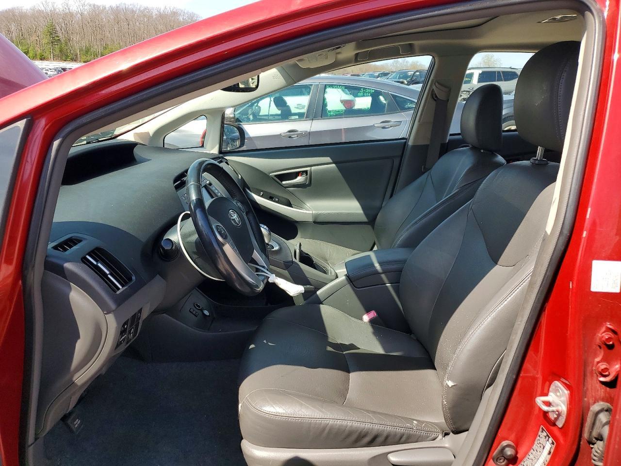 2011 Toyota Prius Four - Image 7