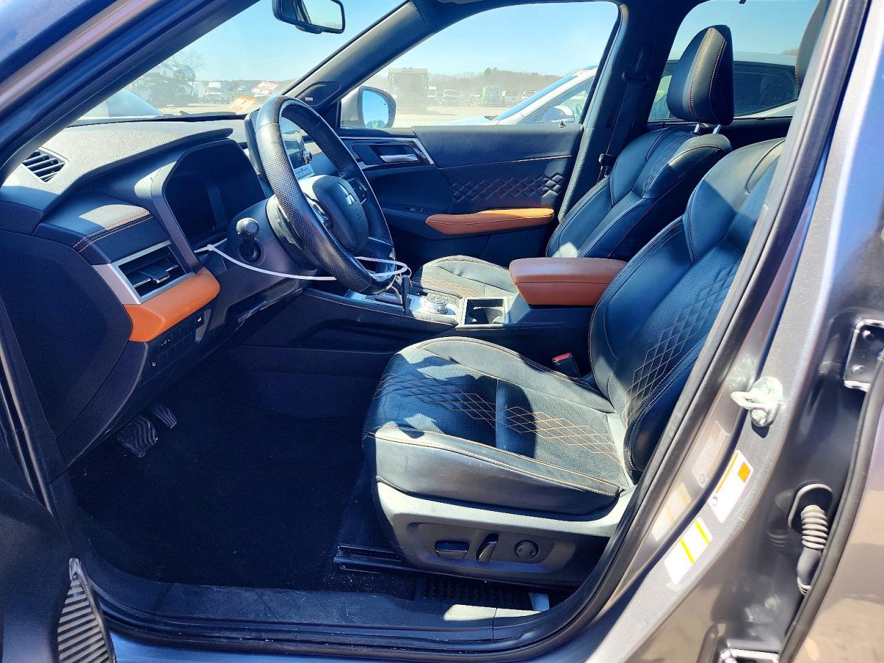2024 Mitsubishi Outlander Sel - Фото 7