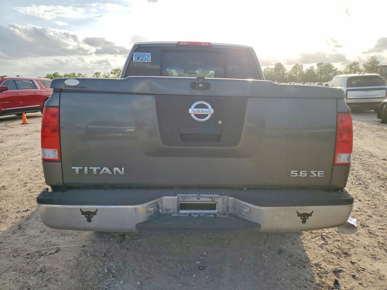 2005 Nissan Titan Xe - Image 6