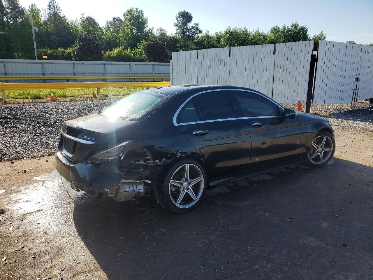 2015 Mercedes-Benz C 300 4Matic - Фото 3