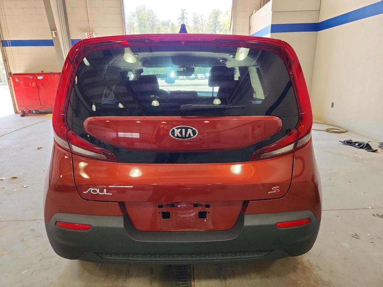 2020 Kia Soul S - Image 6