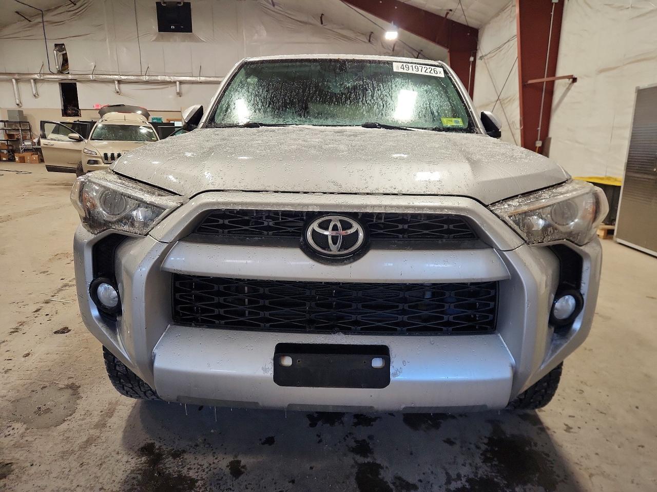 2016 Toyota 4Runner Sr5 - Фото 5