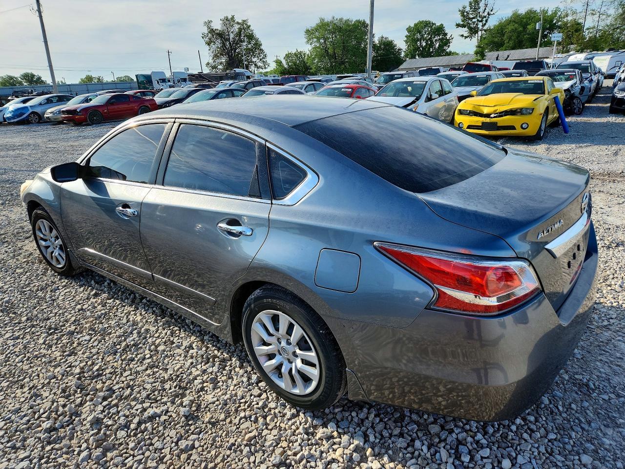 2015 Nissan Altima 2.5 S - Image 2