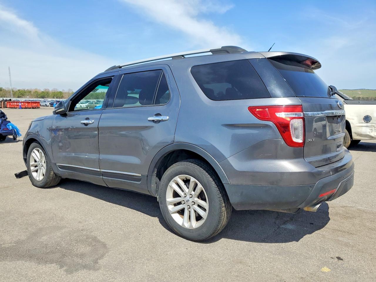 2012 Ford Explorer Xlt - Фото 2