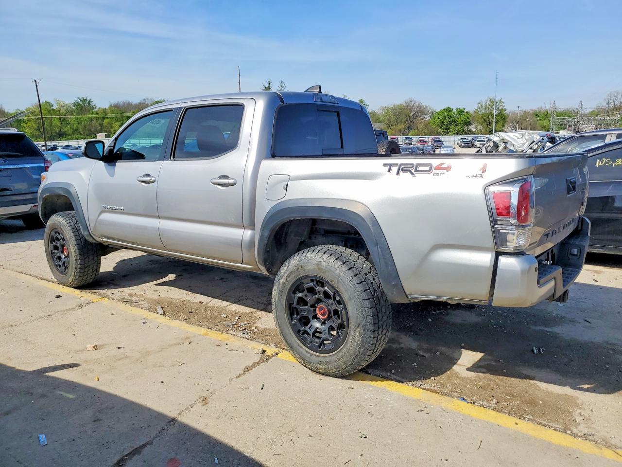 2021 Toyota Tacoma Trd Off-Road - Image 2