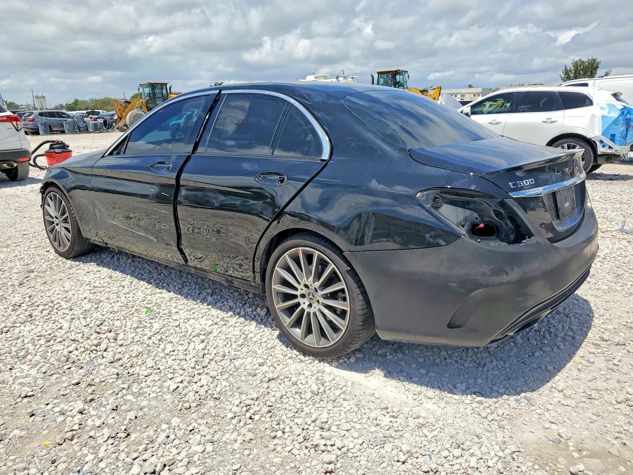 2018 Mercedes-Benz C 300 - Image 2